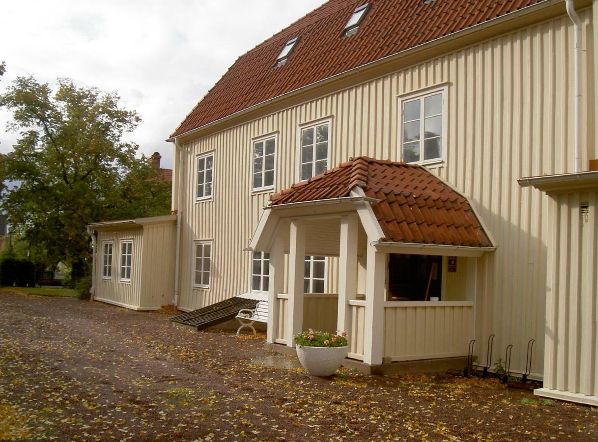 Huskvarna Hotell & Vandrarhem Exterior photo